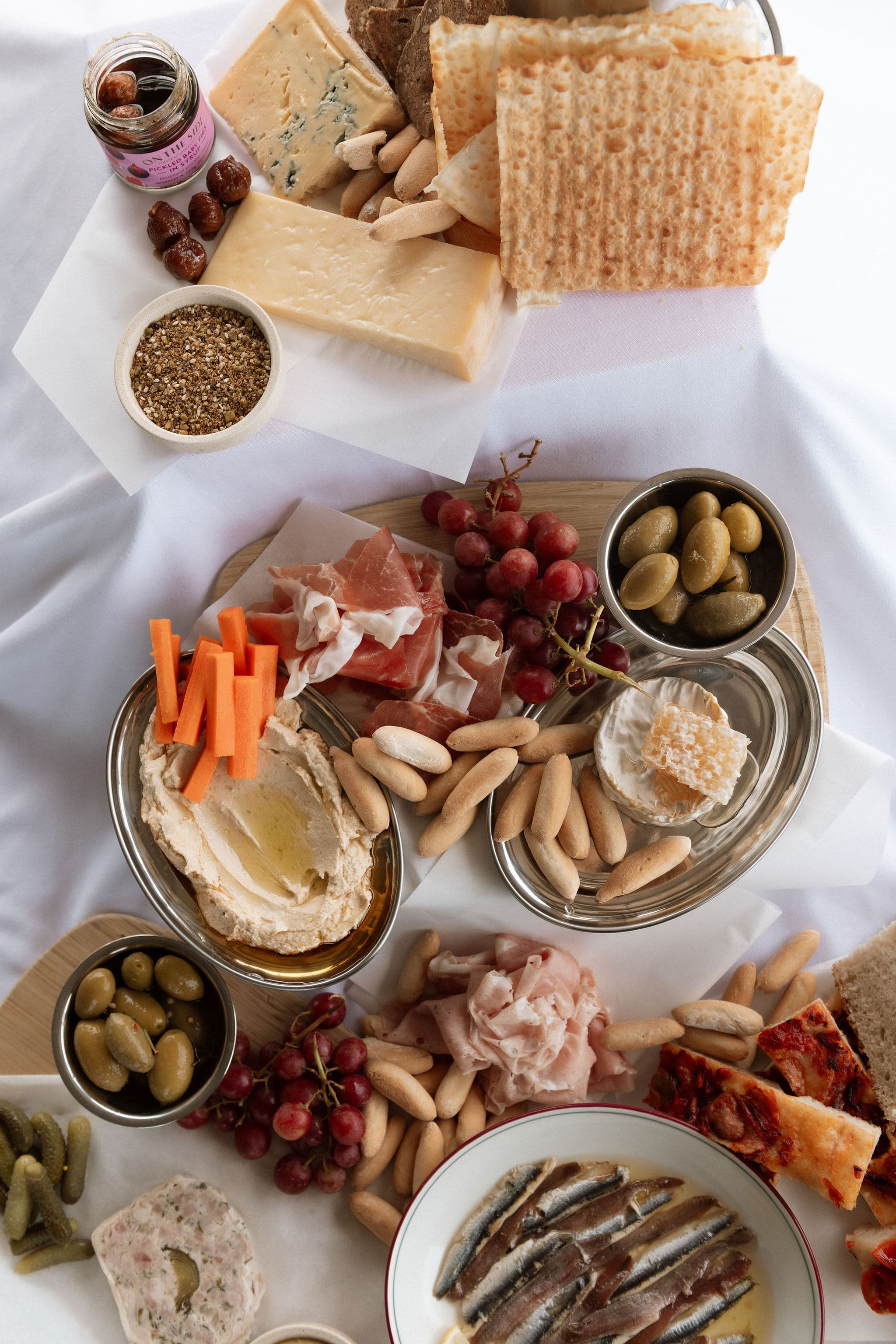 Crudo grazing spread